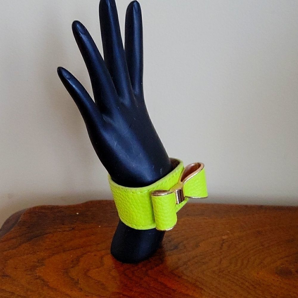 Faux Leather Bow Bracelet Lime Green - Picture 2 of 4